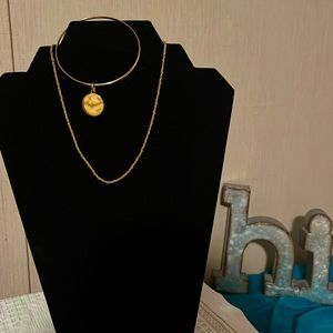 🌻3 for$15🌻 Monet gold necklace & gold bangle bracelet w engravable charm.